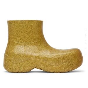 PRICE FIRM. BNIB Bottega Veneta Puddle Boots